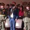 acto-de-reconocimiento-al-comandante-policial-i-gobierno._97758090_1140x520