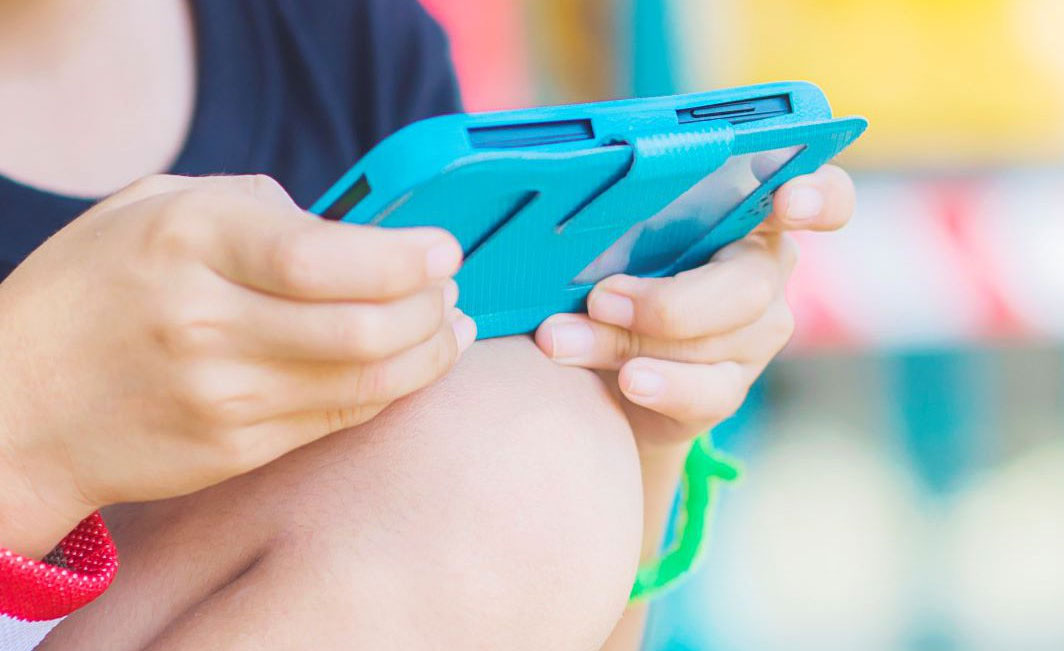 Dispositivos electrónicos en niños