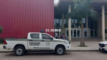 Policía en Colegio Privado de Santa Cruz investigando a gays pedófilos