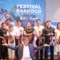Milton Cortez y los jóvenes artistas que estarán en Santa Ana de Velasco. Foto: Fundación Flades.