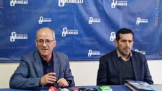 Raúl Velásquez (izq.) y René Martínez de la Fundación Jubileo Foto: ERBOL